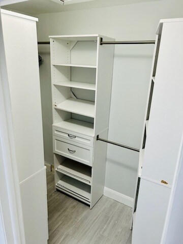 Foto del edificio - 15125 Parkside Dr