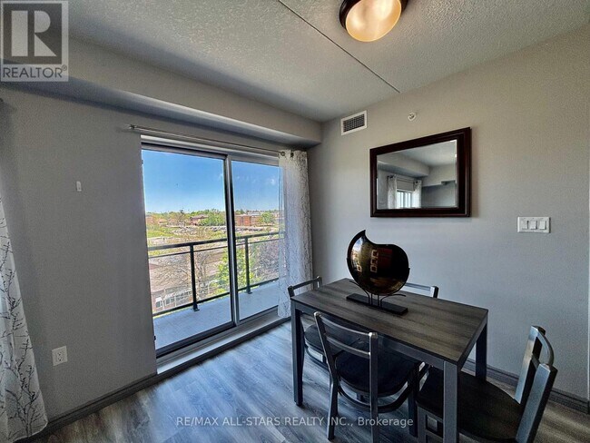 Photo du bâtiment - 507 - 275 LARCH STREET