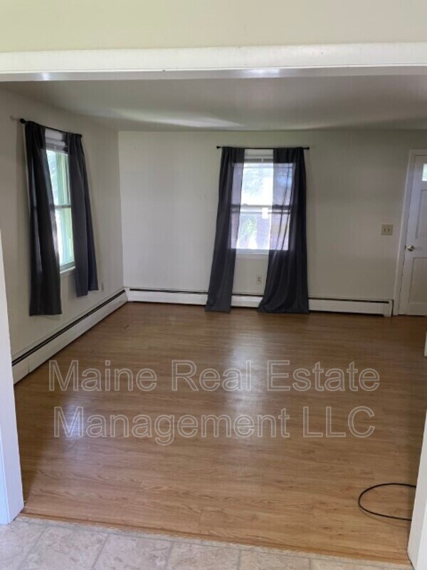 Foto del edificio - 238 Mt Hope Ave