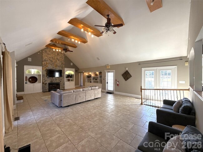 Building Photo - 14009 Thompson Rd