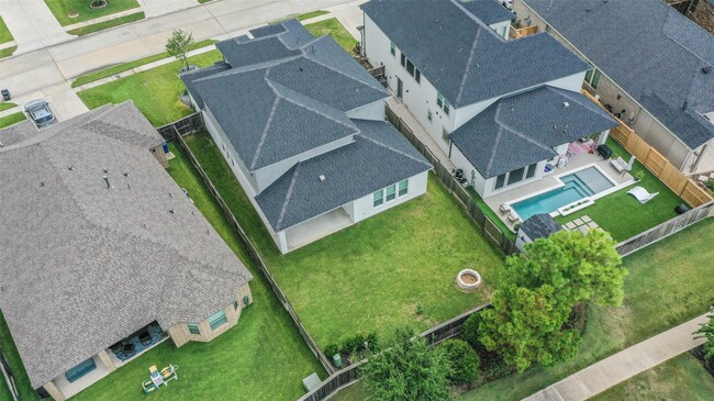 Building Photo - 340 Cavil Barrier Ln