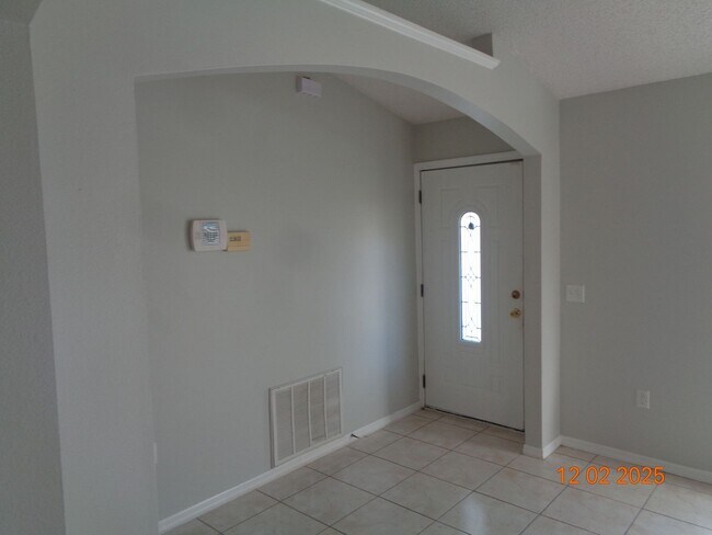 Foto del edificio - 2610 Groveland Ave