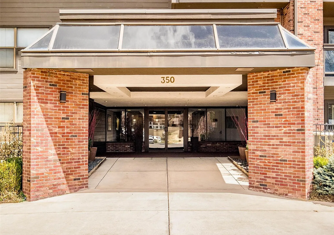 Foto del edificio - Gorgeous 1 Bedroom in Cherry Creek