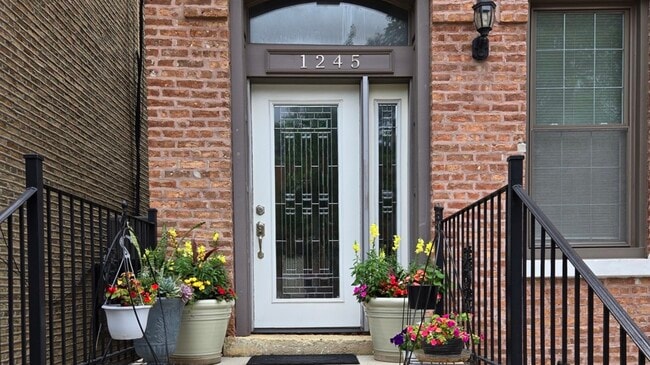 Foto del edificio - 1245 N Cleaver St