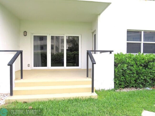 Building Photo - 1500 S Ocean Blvd