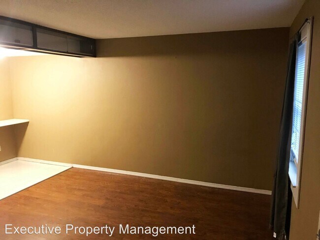 Building Photo - 1602 Amblewood Dr