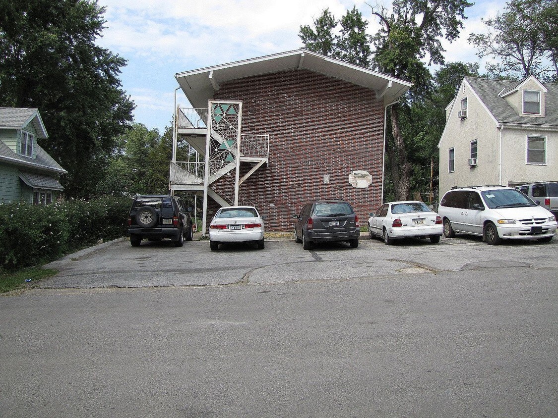 Primary Photo - 4524 Lafayette Ave
