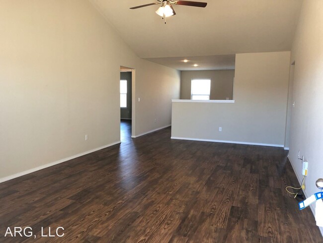 Building Photo - 4 br, 2 bath House - 3584 Justice Drive
