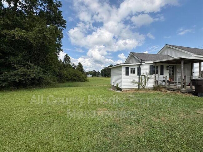 Foto del edificio - 3904 Bizzell Grove Church Rd