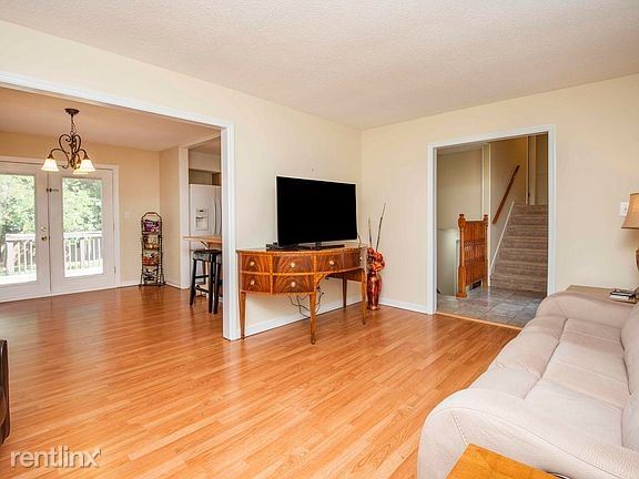 Building Photo - 4 br, 3 bath House - 11317 Silver Springs Dr