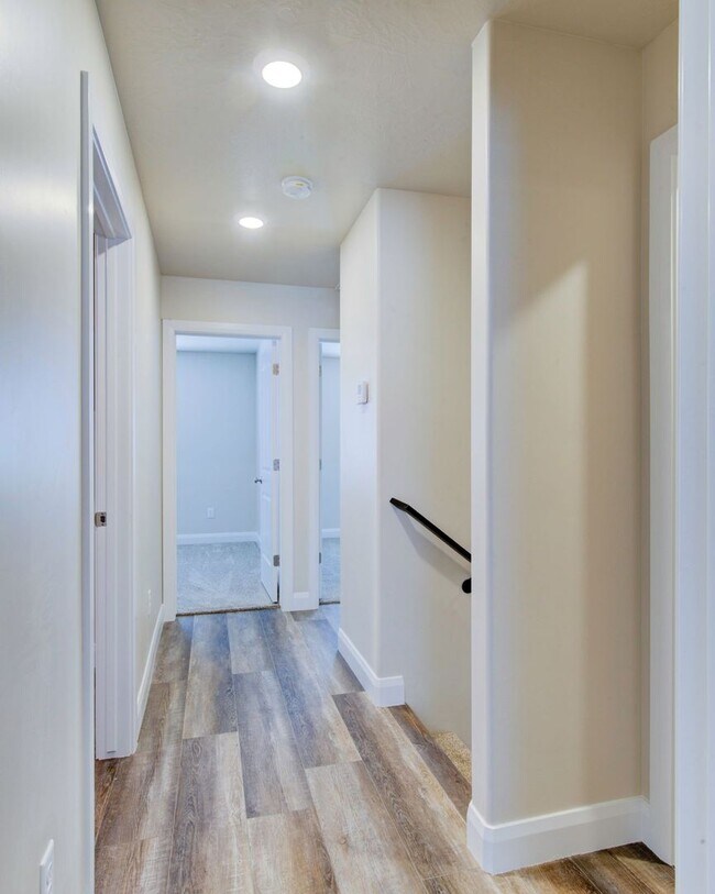 Foto del edificio - Beautiful Almost New Townhome in Cedar City!
