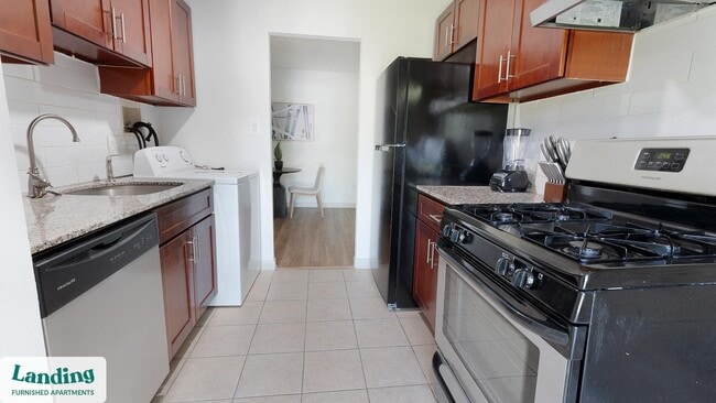 Foto del edificio - 6220 Springhill Dr