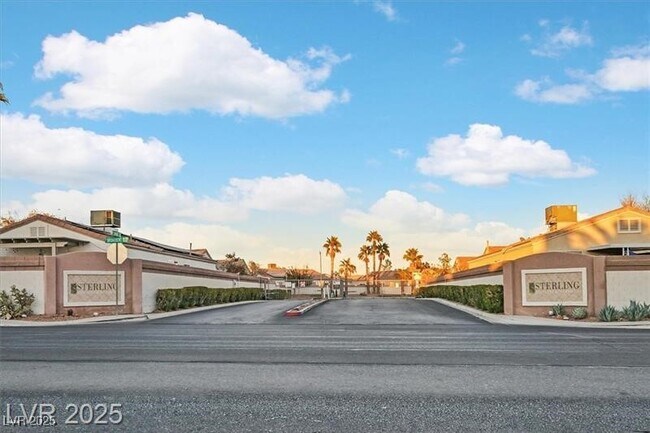 Foto del edificio - 5234 Jewel Canyon Dr