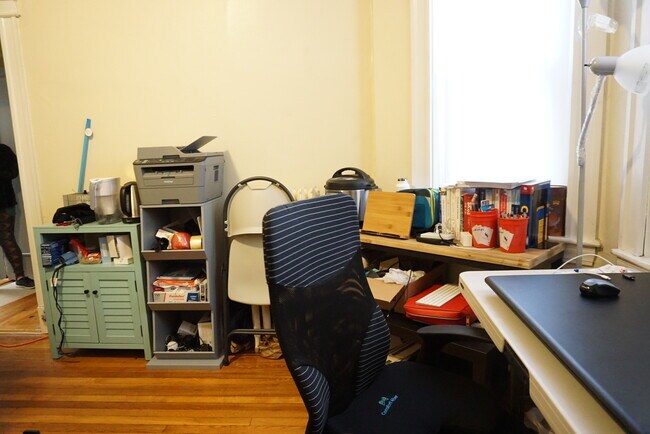 Building Photo - 11 Royce Rd