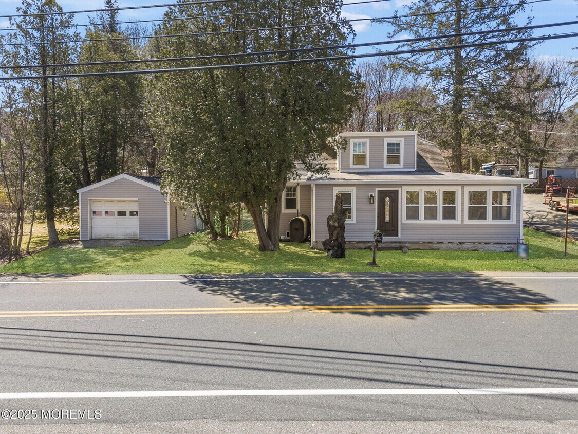 Foto principal - 728 Glen Rd