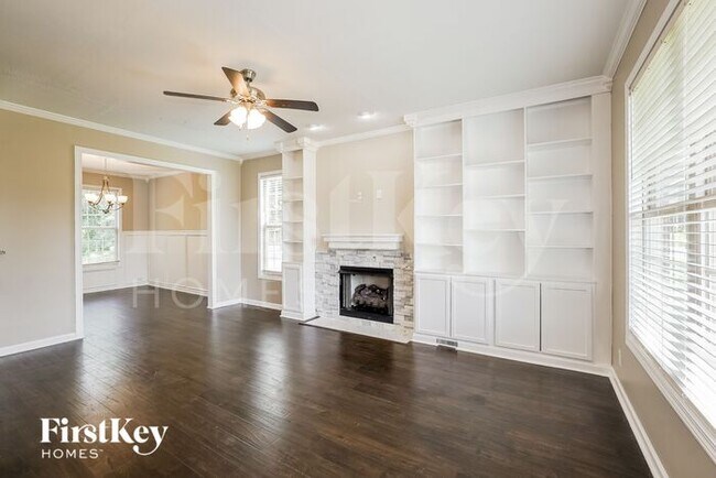 Foto del edificio - 141 Sycamore Hill Dr
