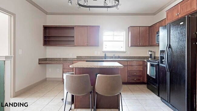 Foto del edificio - 6500 Champion Grandview Way