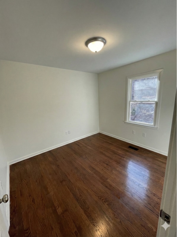 Building Photo - 122 S Shenandoah Ave