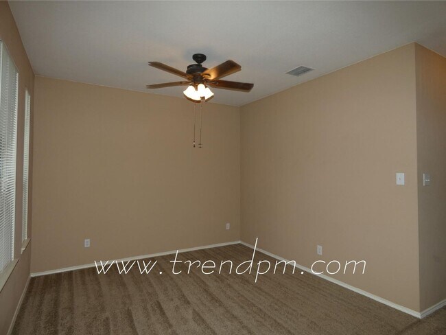 Photo - 11616 Netleaf Ln House