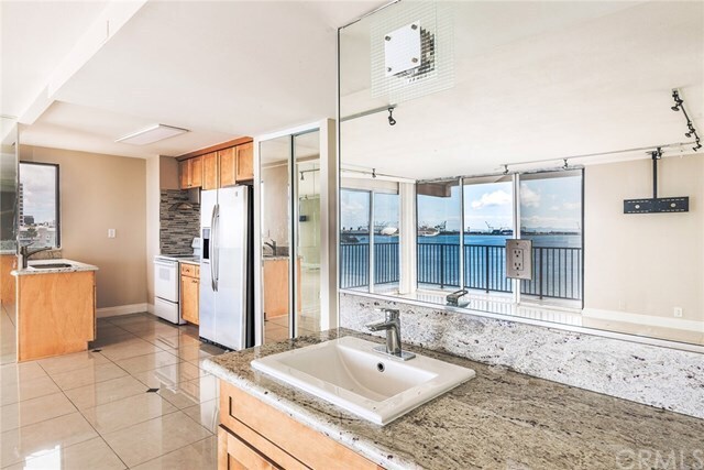 Foto del edificio - 1750 E Ocean Blvd