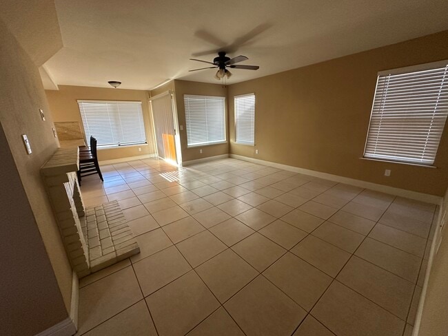 Building Photo - 1570 Deer Run Ln