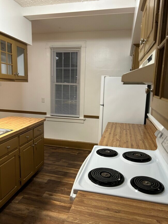 Foto del edificio - 1910 1st St