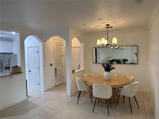 Building Photo - 11564 Mizzon Dr