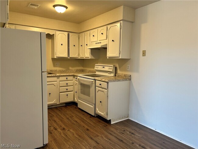 Foto del edificio - 213 Concord Ct