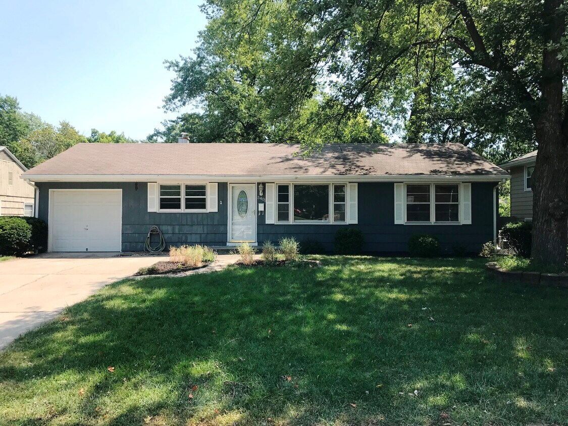 Foto principal - 5401 Dearborn St