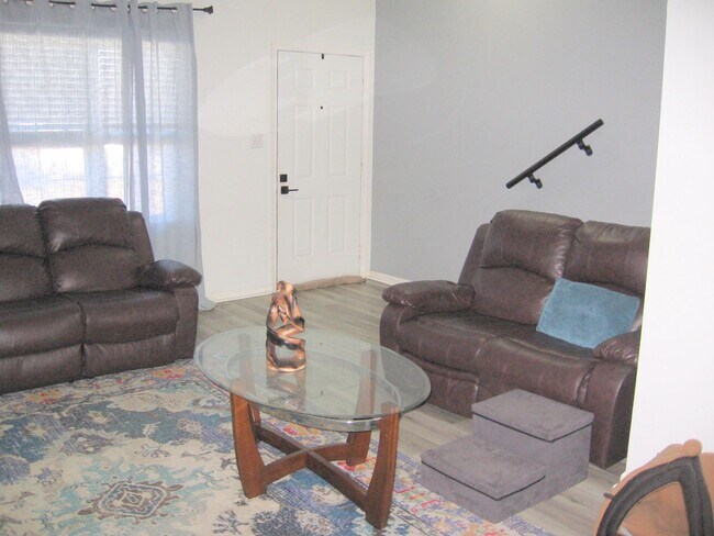 Foto del edificio - TIDEMILL FARMS