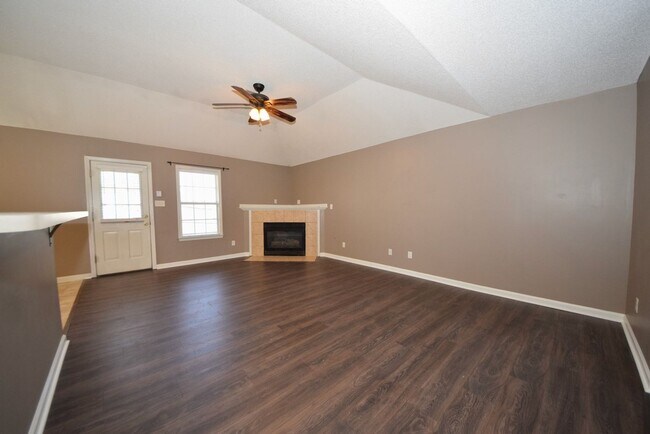 Foto del edificio - Wonderful 3 bed, 2 bath home near Shelby Farms Park.