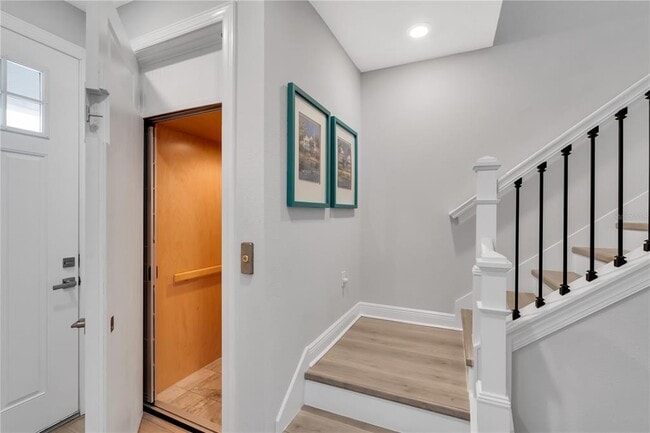 Foto del edificio - 421 Gowdy Rd