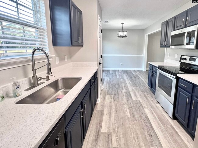 Foto del edificio - 301 Legend Oaks Dr