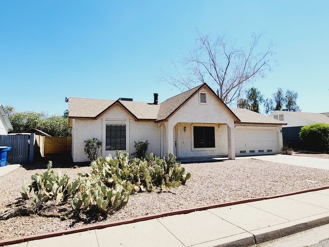 Building Photo - 3 Bedroom Close to Intel, Kyrene Schools!