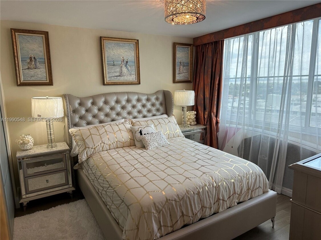 Photo - 6039 Collins Ave (Miami Beach, FL)