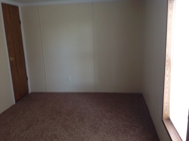 Building Photo - 16 S Illinois St