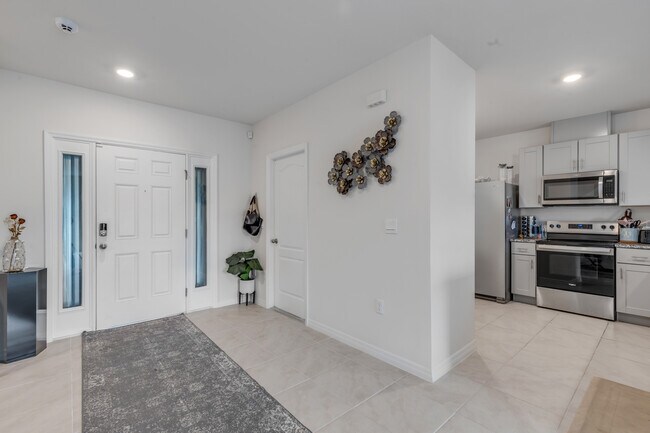 Foto del edificio - 2724 Silver Canoe Dr