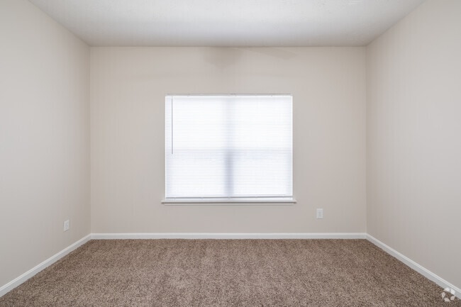 2BR, 2BA - 1,117SF Bedroom - Parkside Trace Apartments