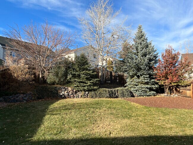 Foto del edificio - 7122 Arrowroot Ave