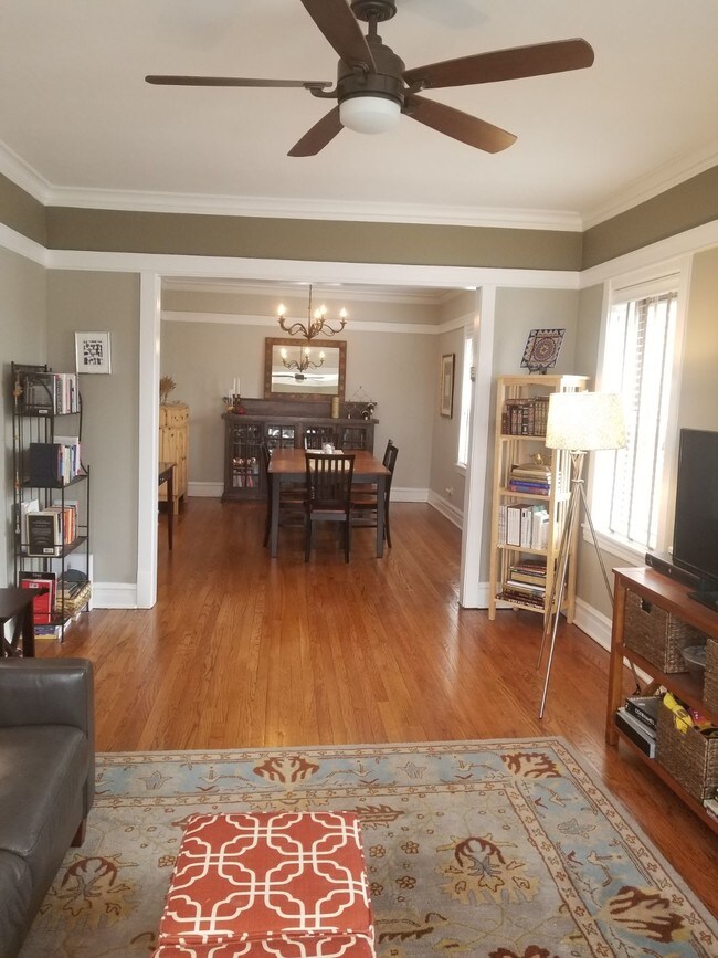Living + Dining - 734 W Barry Ave