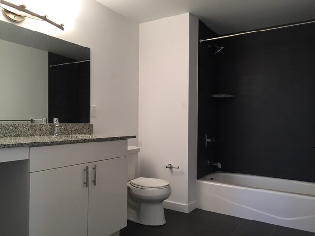 402 BATH - Brass Building Lofts