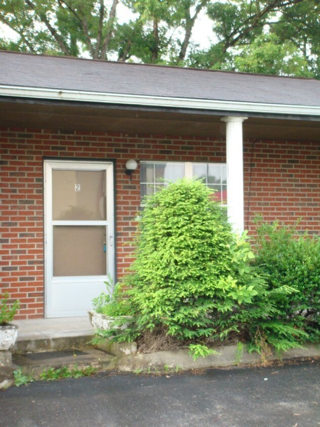 Primary Photo - 1318 Park Rd