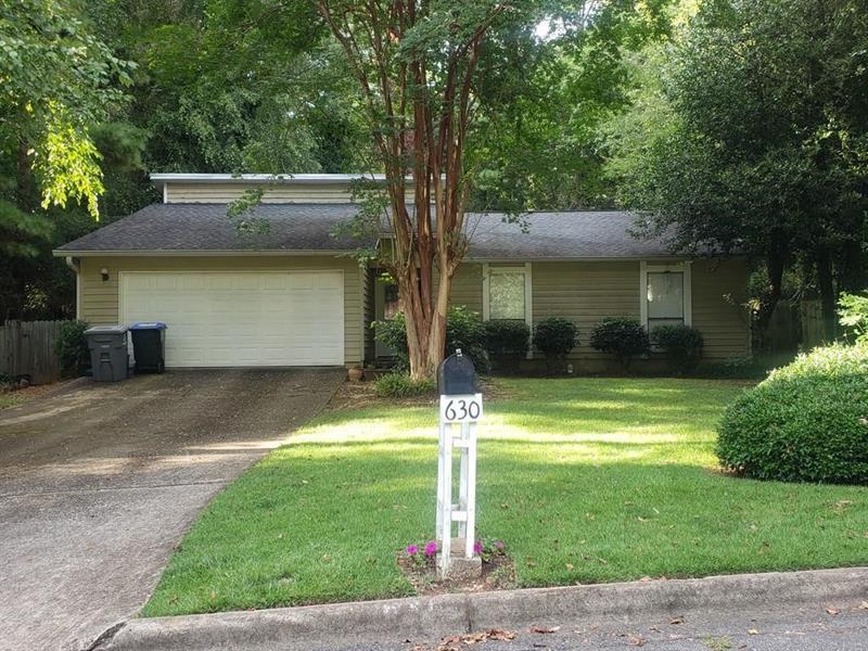 Primary Photo - 630 Lake Forest Ct