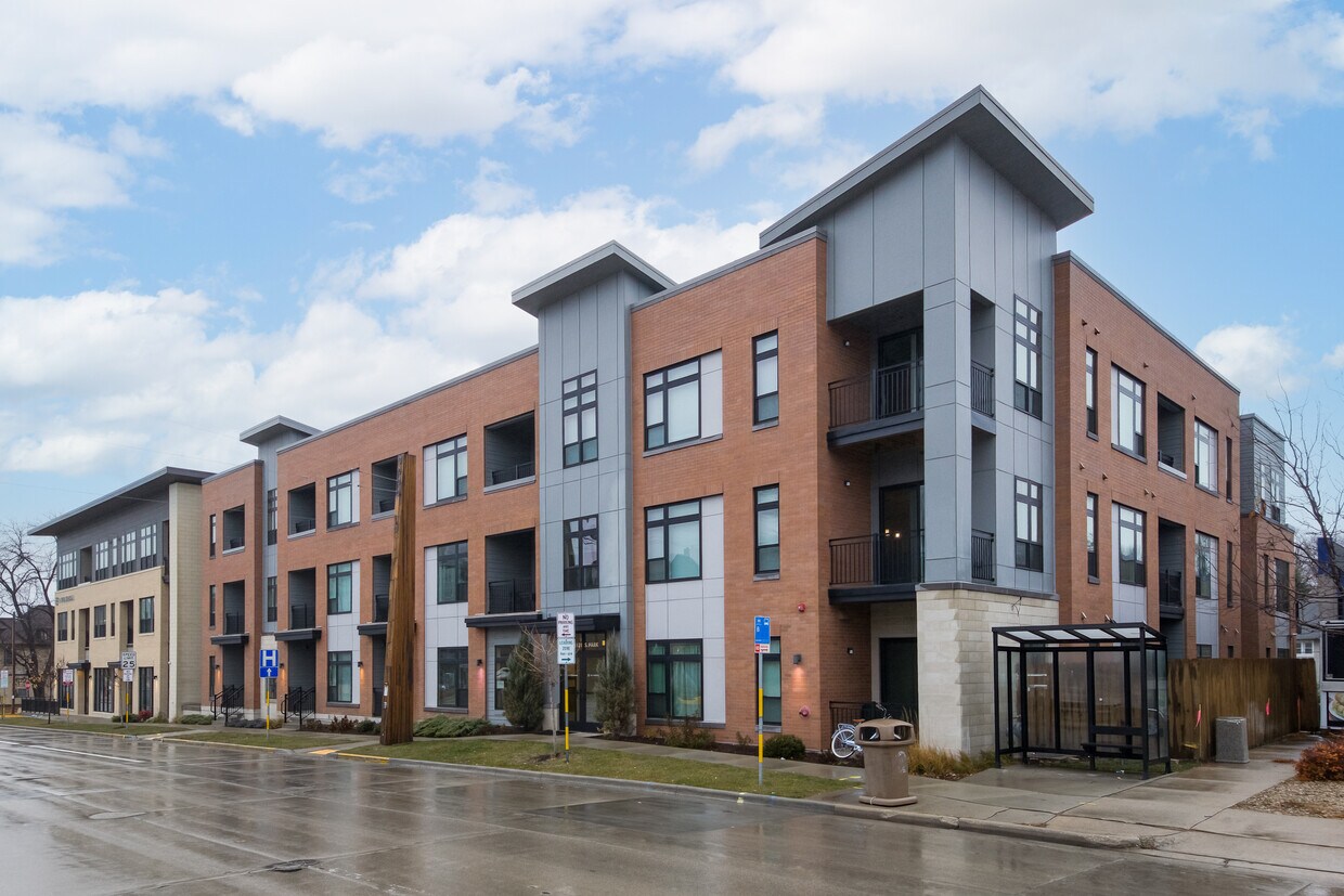 Foto principal - 1121 S Park St