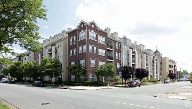 Building Photo - THE ROW at Ghent Condominiums