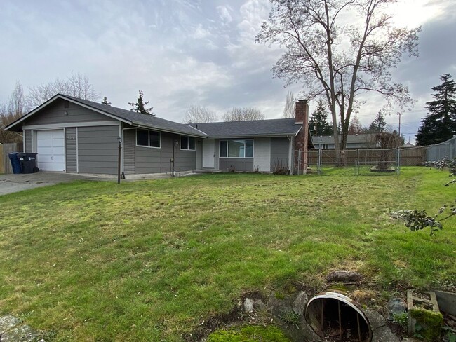 Building Photo - Newly Renovated 3 Bedroom home in Mount Ve...