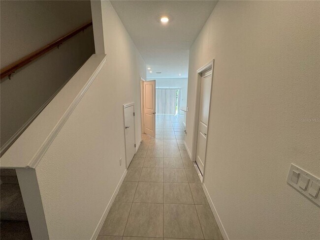 Building Photo - 15148 Cuzcorro Ct
