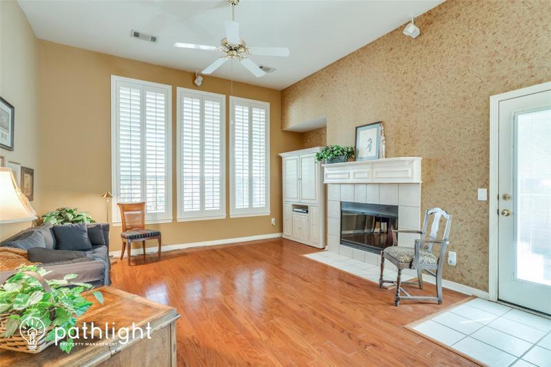 Foto principal - 2885 Ridgedale Dr