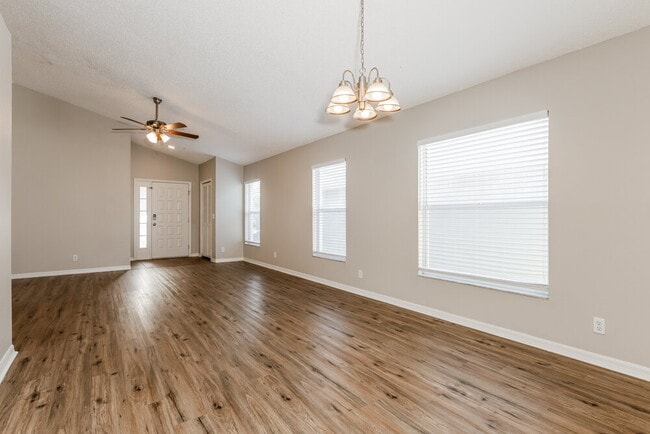 Foto del edificio - 810 Cape Cod Cir