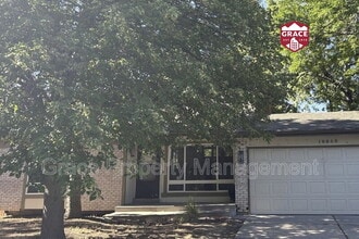 Building Photo - 10860 Stuart Cir